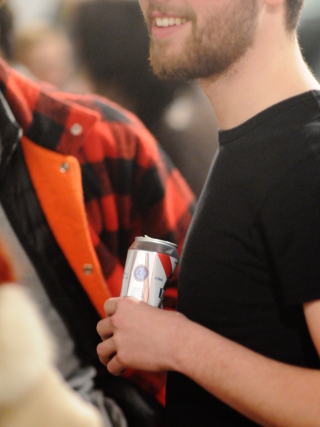 Illustration for article titled Look at these Montreal hipsters, all drinking PBR